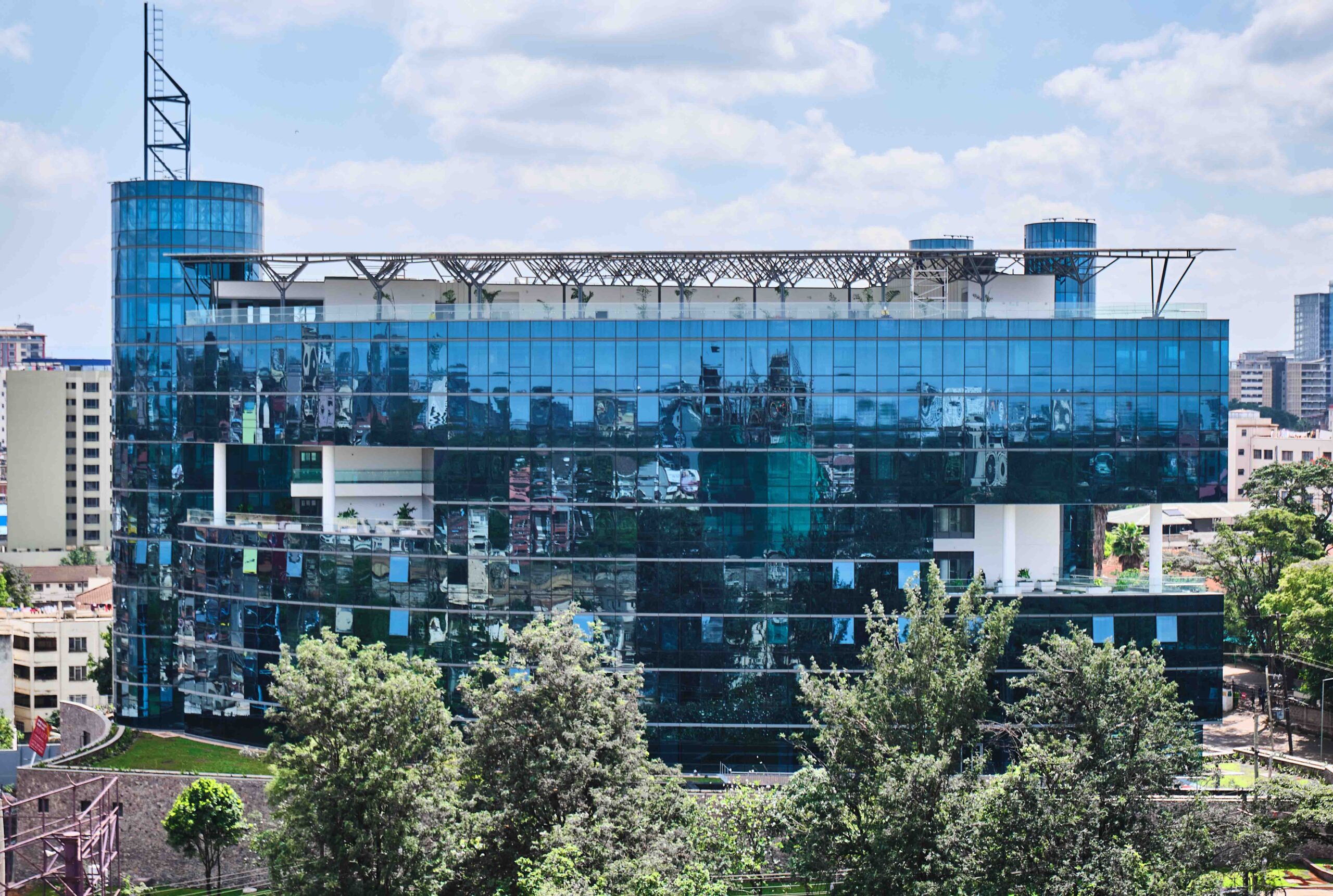 I-M FAR EXTERIOR _5